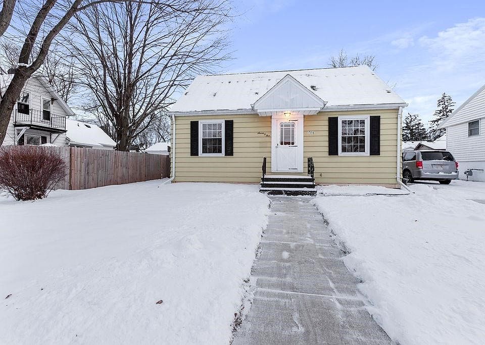 705 Draper Street Kaukauna