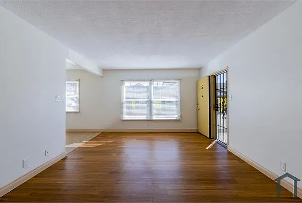 1 bed, $1,995 — Photo 2