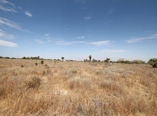 3909 Yucca Terrace Dr, Phelan, CA 92371