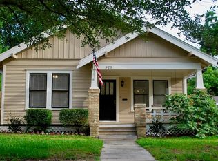 920 Byrne St, Houston, TX 77009