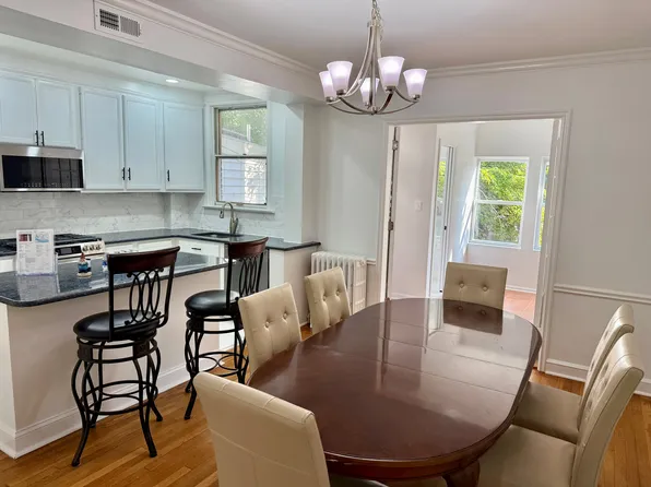 4414 Volta Pl NW, Washington, DC 20007