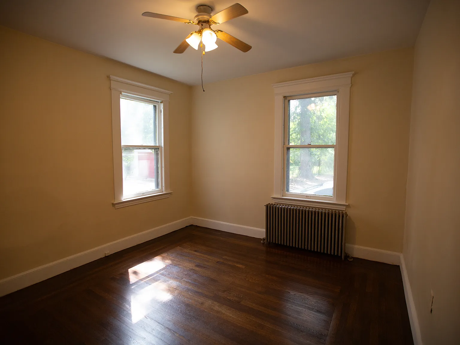 2 bed, 1240 sqft, $1,950 — Photo 3