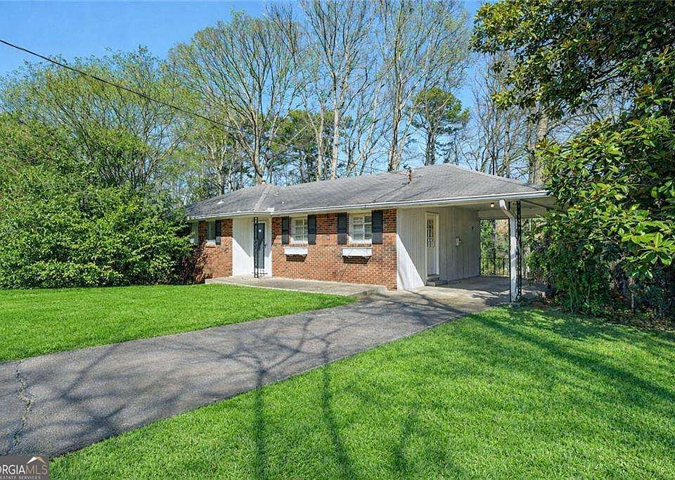 1st image of 2456 Elmwood Cir SE