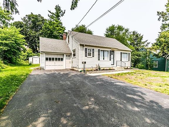 2nd image of 121 Stanton Dr