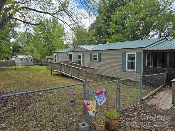 6600 Clara Cir, Concord, NC 28025