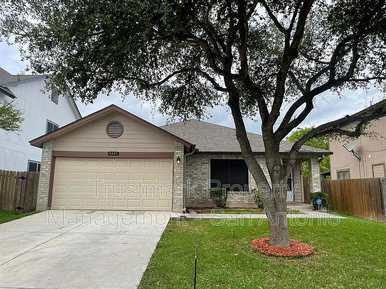 8335 Bent Meadow Dr — Photo 1