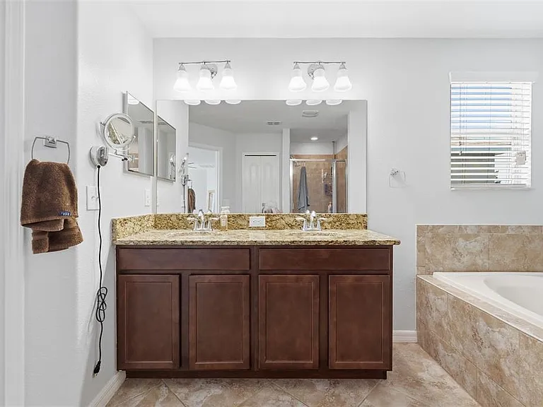 2443 Dovesong Trace Dr — Photo 19