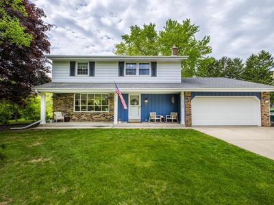12105 West Shawnee PASS, Mequon, WI, 53097