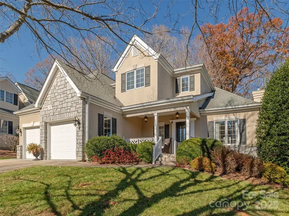 19 Tiverton Ln, Asheville, NC 28803