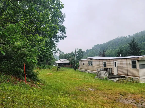 1710 Waxler Rd, Keyser, WV 26726