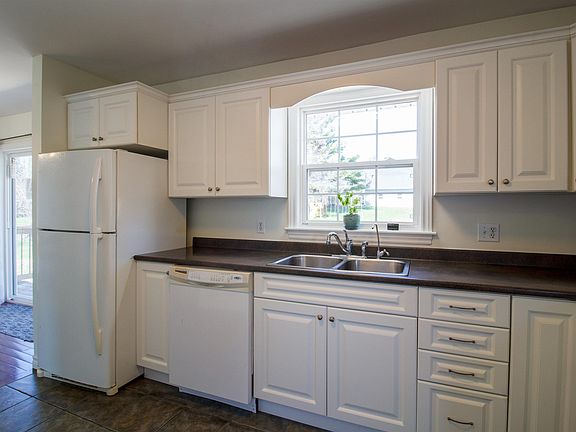 5th image of 480 Gabriel Rd