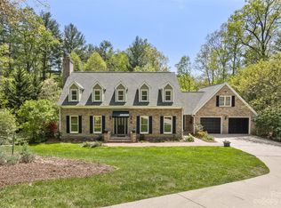 25 W Black Oak Dr, Asheville, NC 28804