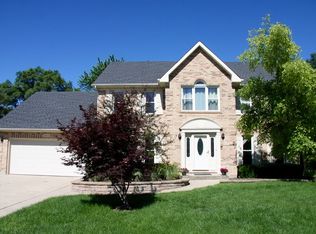 5010 Essington Ln, Hoffman Estates, IL