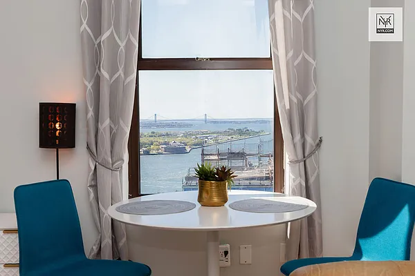 Rented by New York Residence | media 9
