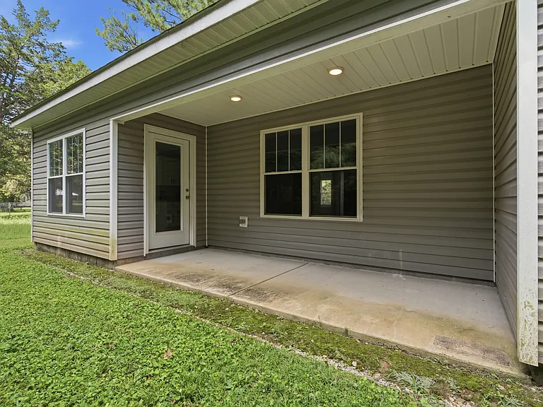 6415 Flo Dr NW — Photo 14