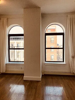 Rented by Real Broker NY LLC | media 7