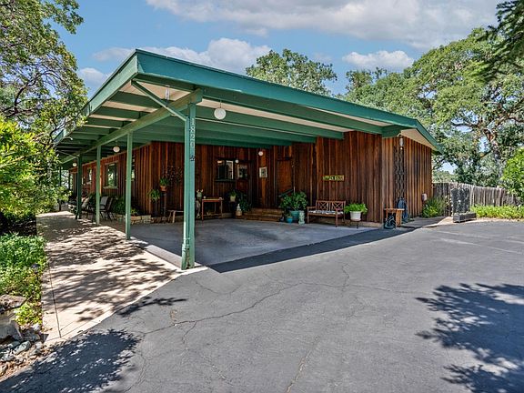 5th image of 1820 Wildwood Road
