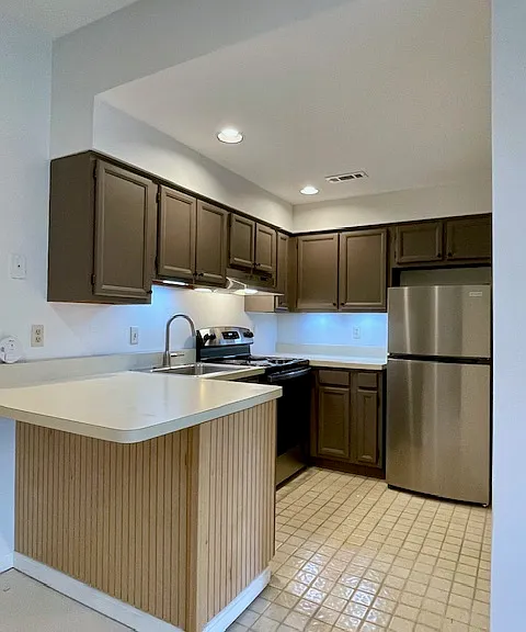 543 Klotter Ave #1 — Photo 7