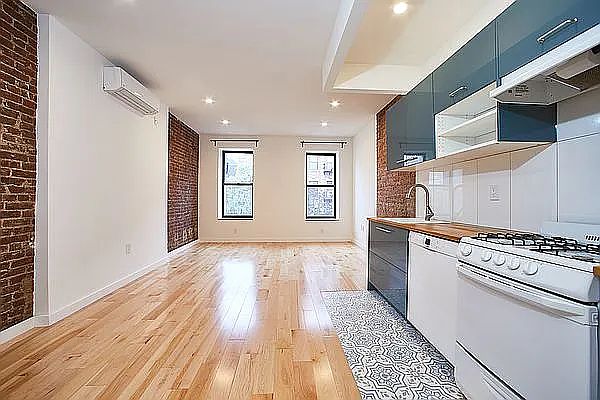 1st image of 28 W 119th St APT 3