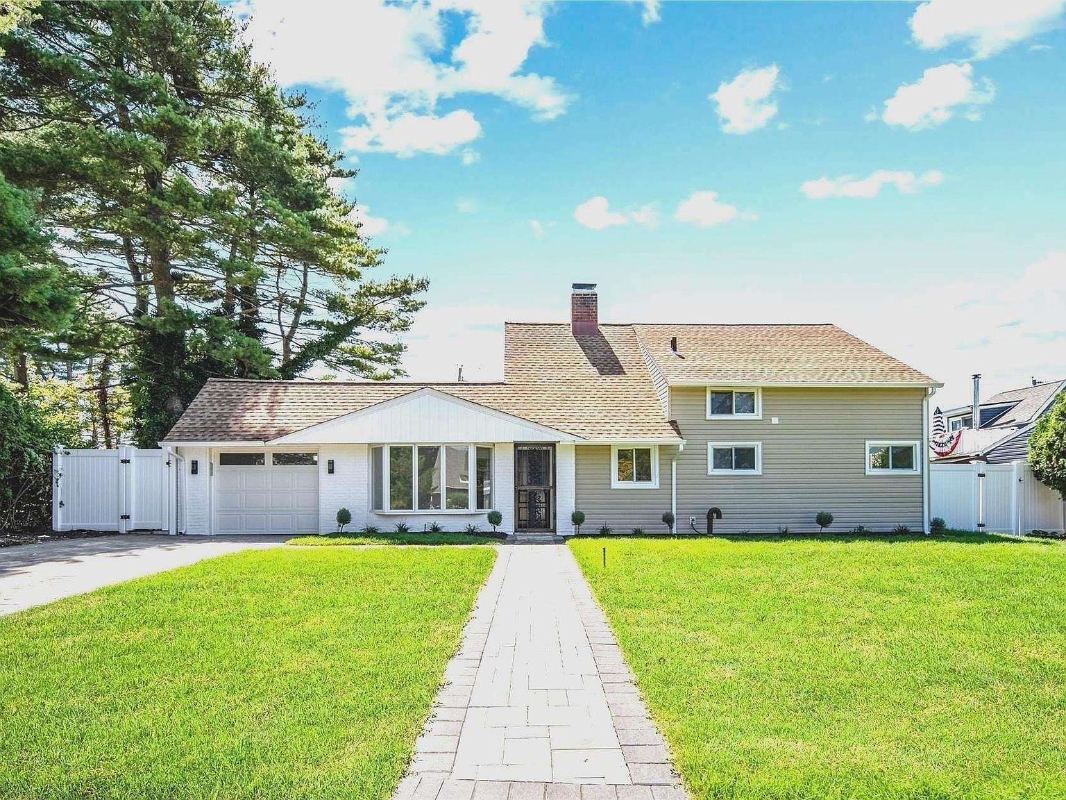 184 Sprucewood Drive, Levittown, NY 11756 Zillow