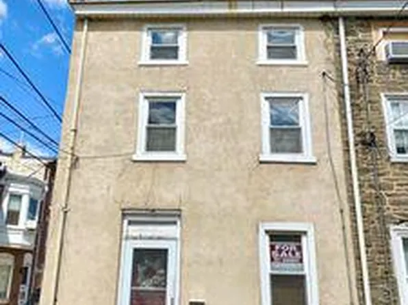 126 Krams Ave, Philadelphia, PA 19127