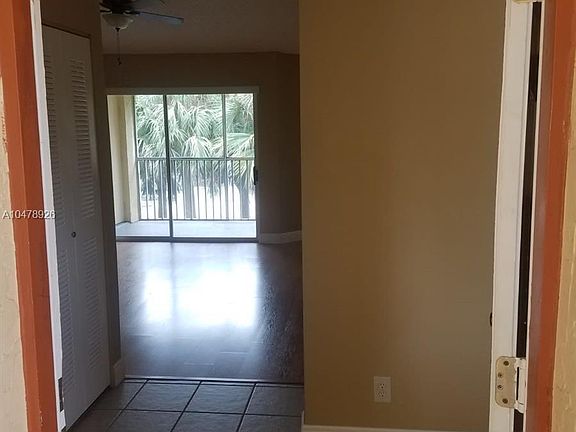 3rd image of 932 Coral Club Dr #932