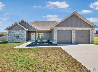 15058 Blackburn Rd, Athens, AL 35611