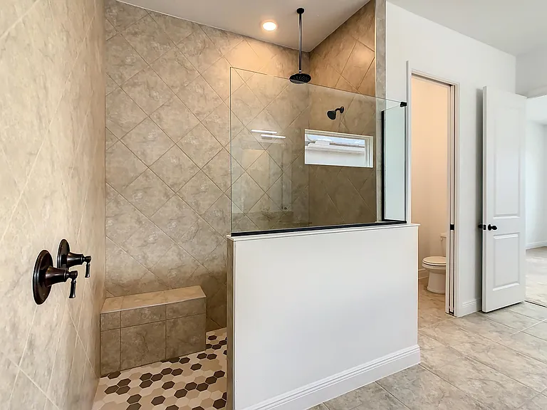 15707 Vetta Dr — Photo 33