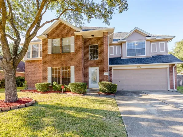 2108 Eton Dr, Pearland, TX 77581