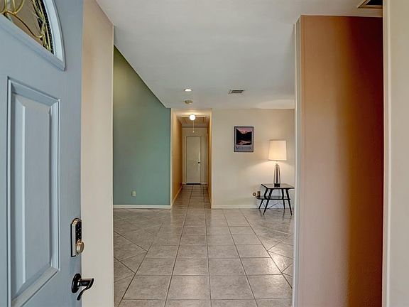 3rd image of 15826 Fern Basin Dr