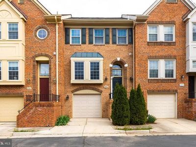 8036 Merry Oaks Ct, Vienna, VA, 22182