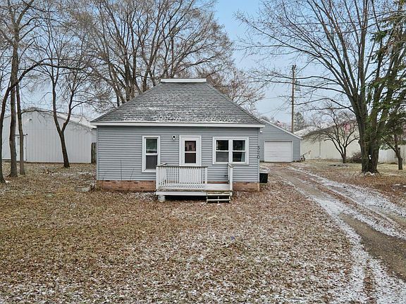 2nd image of 520 Ellsworth Ave