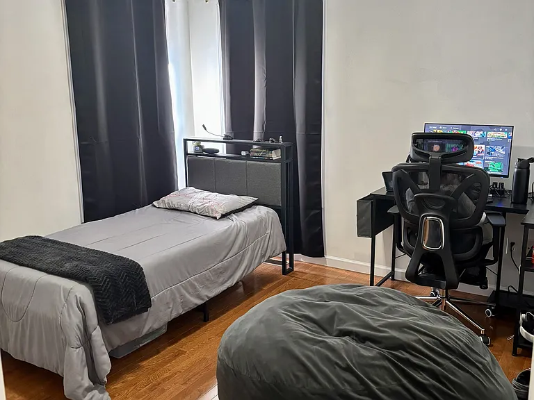 12 Picardy Pl — Photo 13