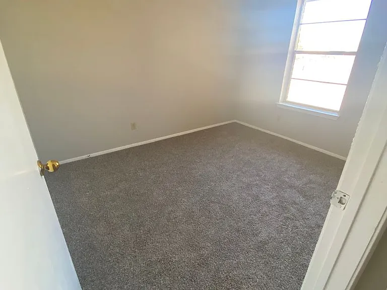 5510 Brookview Ct — Photo 11