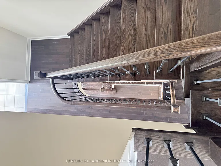 921 Goring Cir — Photo 23