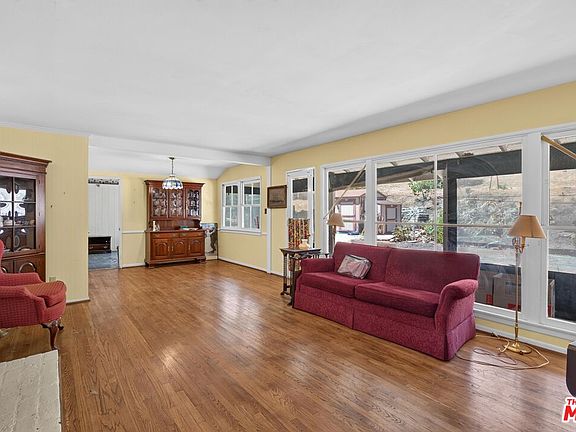 5th image of 23909 Long Valley Rd