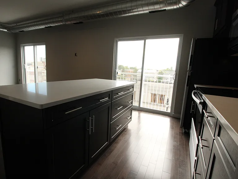 183 Princess St — Photo 11