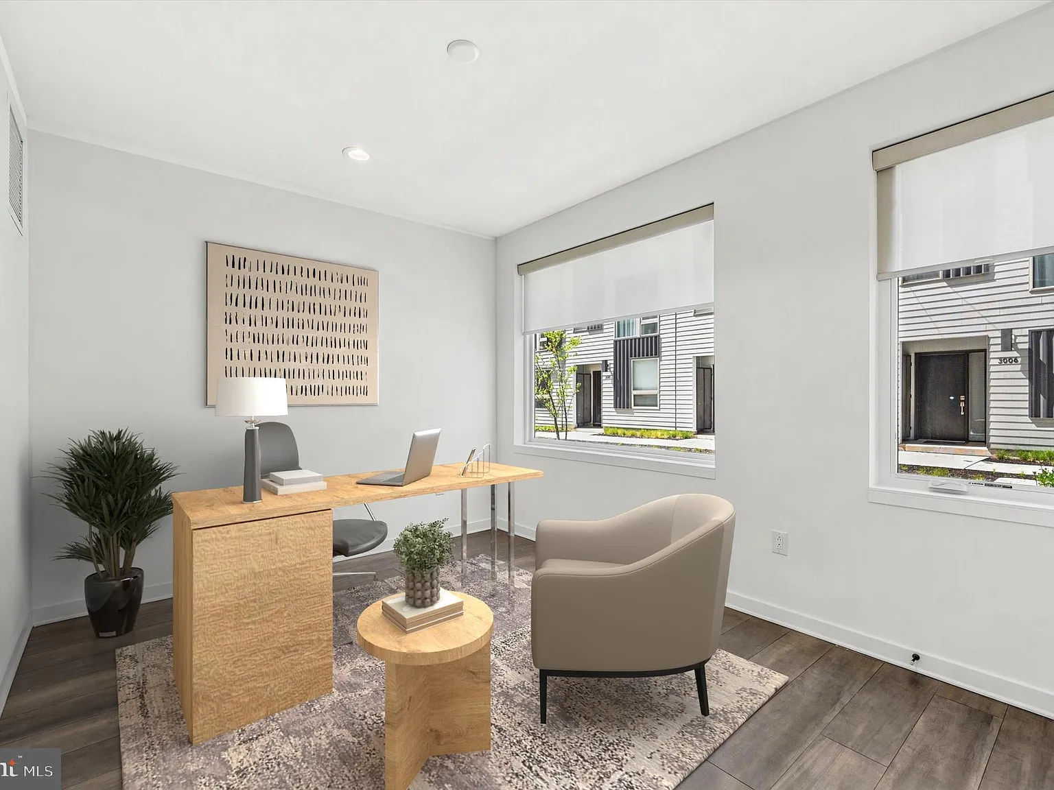 3 bed, 2.5 bath, 2500 sqft, $4,200 — Photo 3