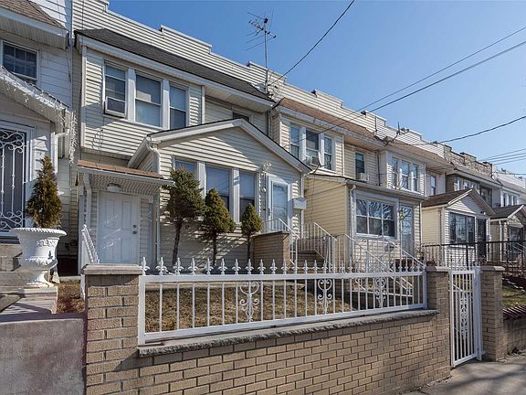 3rd image of 10717 121st St