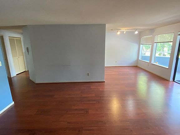 Living Room / Dining room