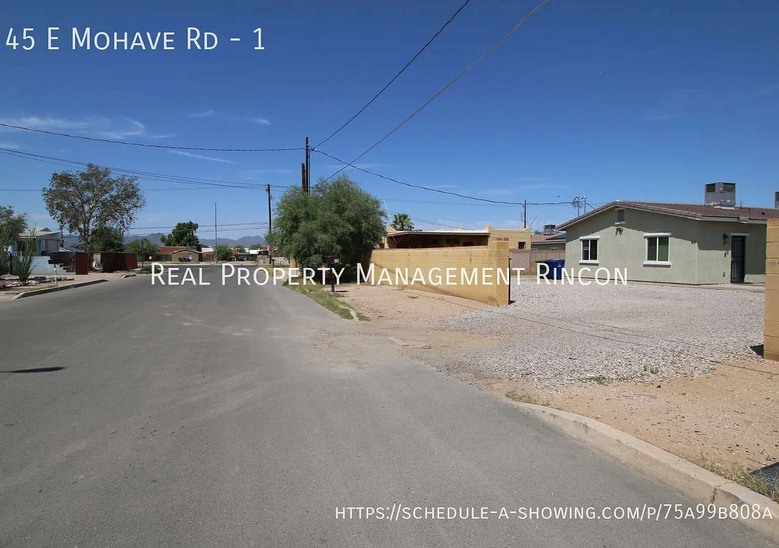 Beautifully Updated 3-Bed, 2-Bath Duplex Apartment in Central Tucson! — Photo 2