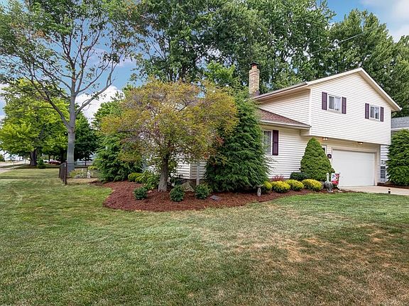 2nd image of 7351 Larkspur Dr
