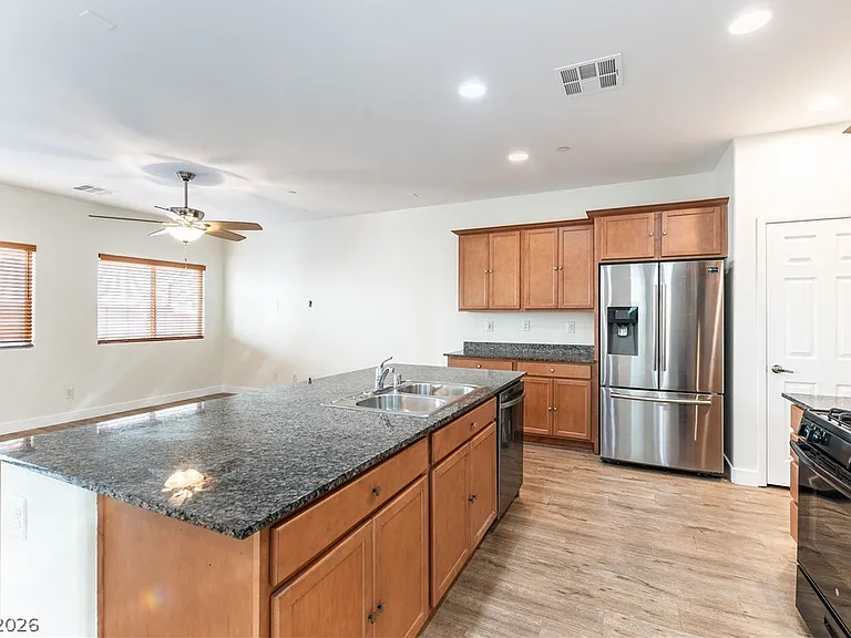 1134 Jesse Harbor Ave — Photo 8