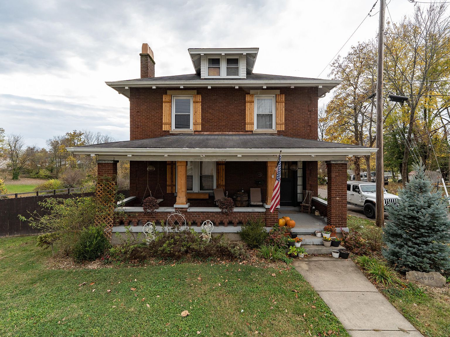 115 S Main St, Walton, KY 41094 Zillow
