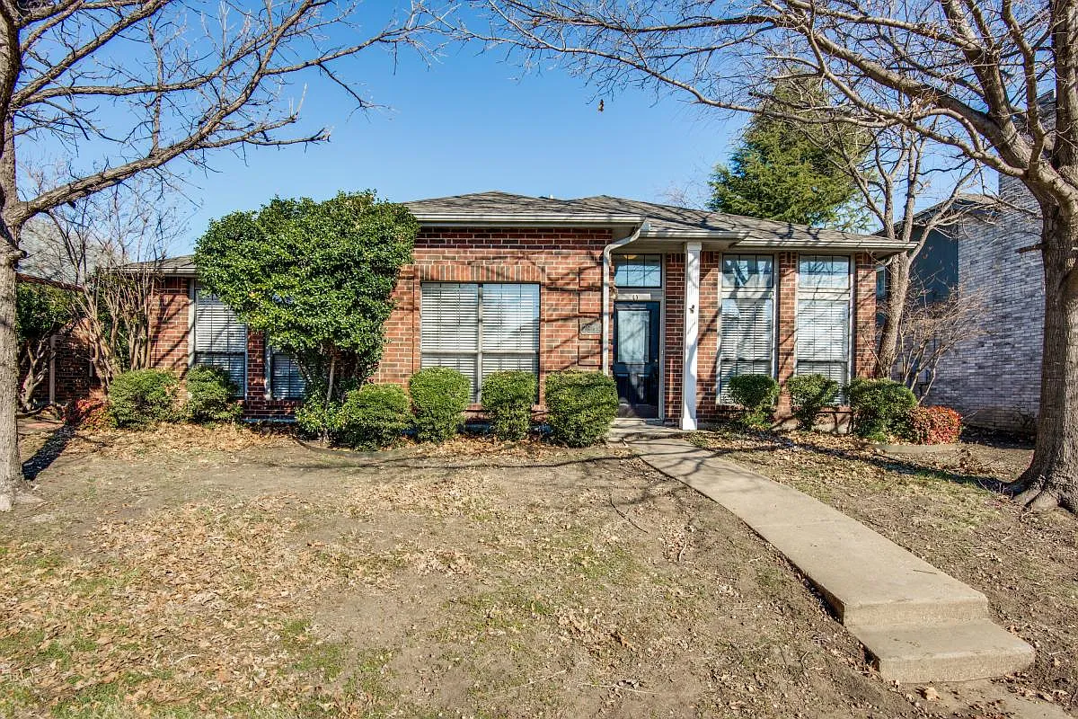 3 bed, 1664 sqft, $2,450 — Photo 1