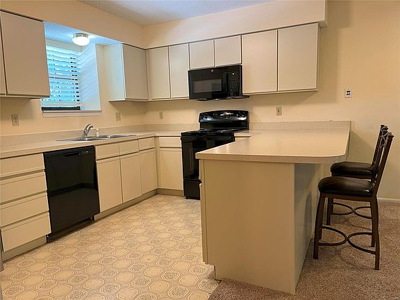3rd image of 12975 Bryce Canyon Dr APT E