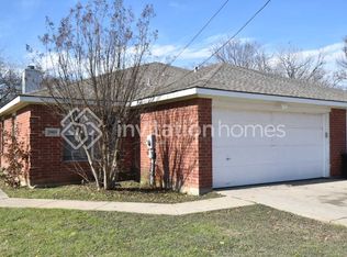 3909 Honey Ln, North Richland Hills, TX 76180