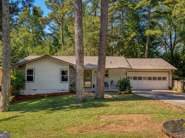 2494 Rhoanoke Dr, Duluth, GA 30096