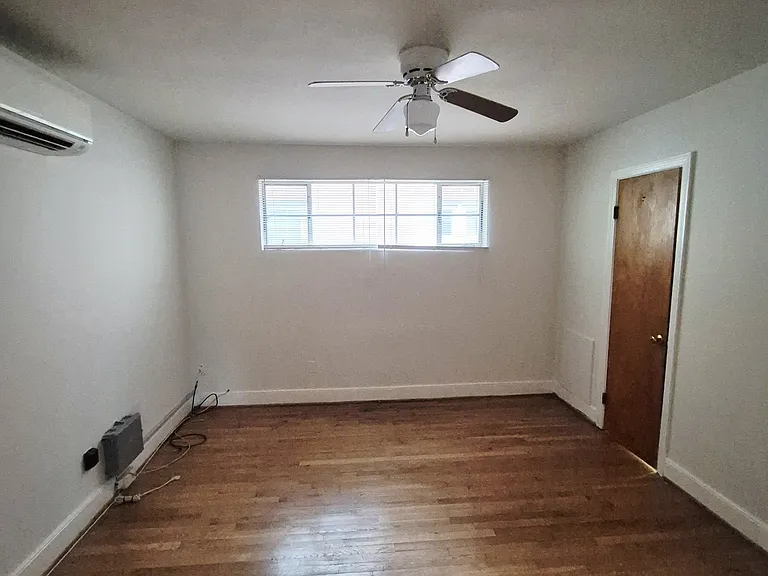 3230 W Grace St #3 — Photo 12