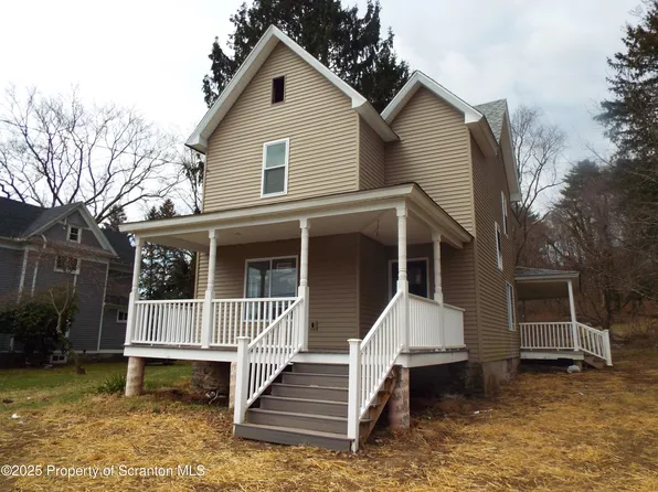 1586 State Route 307, Dalton, PA 18414